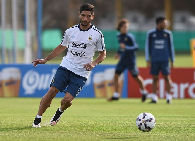 Fanático de River se tatuó a Milton Casco con la Copa Libertadores