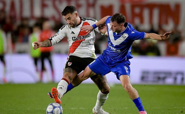 River no pudo sostener la ventaja y Vélez se lo empató en el Monumental