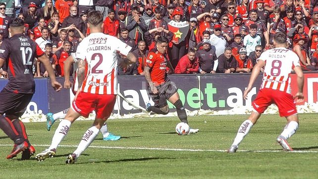 En un Clásico lleno de emociones, Colón lo lamentó y Unión lo festejó