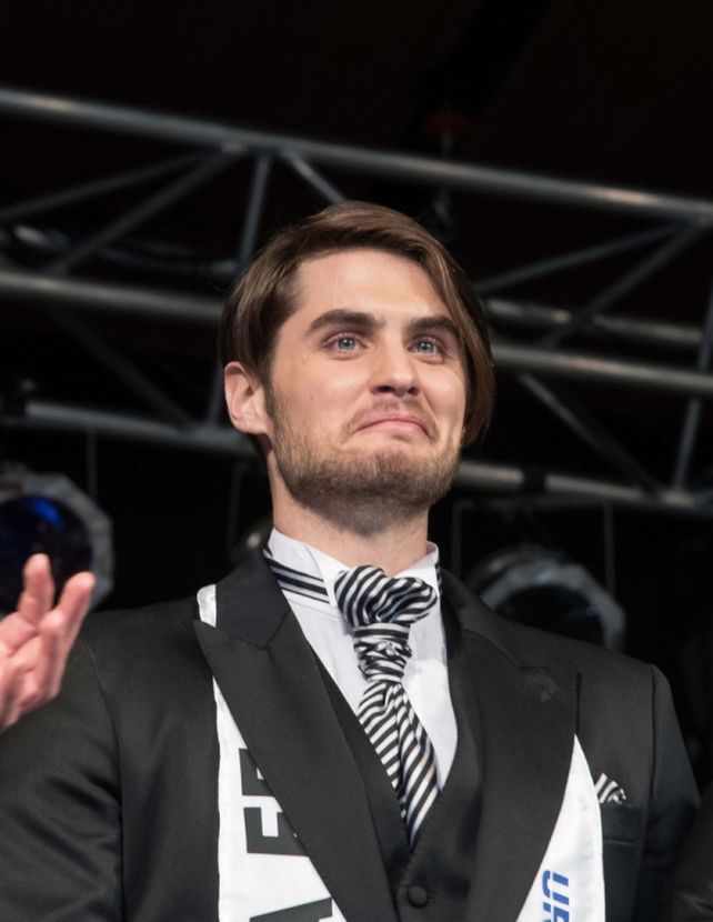 Seductor. Robertino Dalla Benetta tiene 26 años.