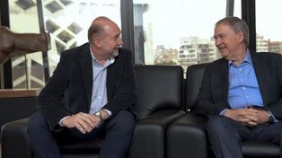 Omar Perotti y Juan Schiaretti, dos dirigentes cercanos pero que libran una disputa en la Justicia por el nombre de su espacio político.&nbsp;