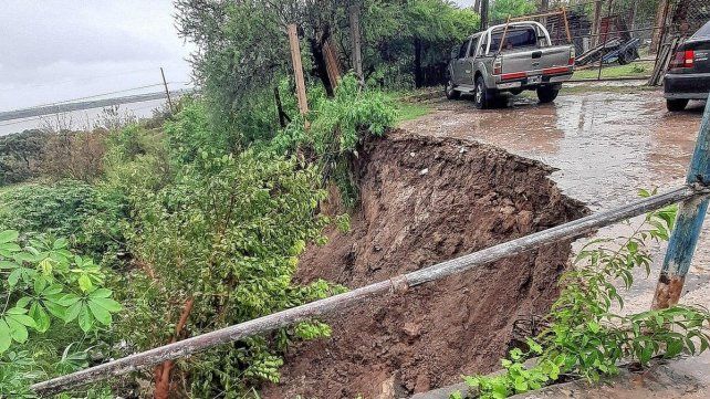 Vecinos de calle Galán ante un nuevo reclamo al municipio de Paraná.