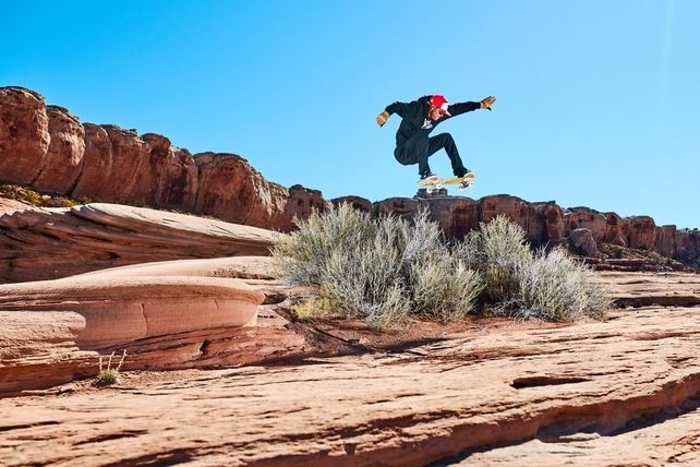 La experiencia de andar en skate en un lugar tan remoto como el desierto