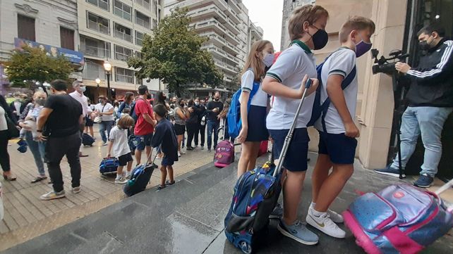 Más horas de clases: Sadop Rosario pidió no improvisar algo que podría ser muy bueno
