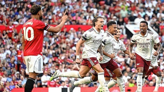 Arsenal sorprendió a Manchester United en Old Traford