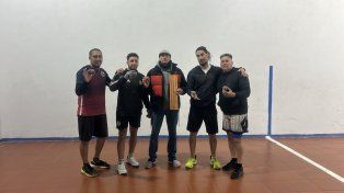 Los finalistas del torneo de Pelota a mano.