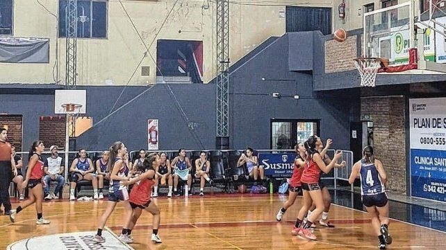 CUST le ganó a Gimnasia y manda en el Apertura Femenino CUST le ganó a Gimnasia y manda en el Apertura Femenino