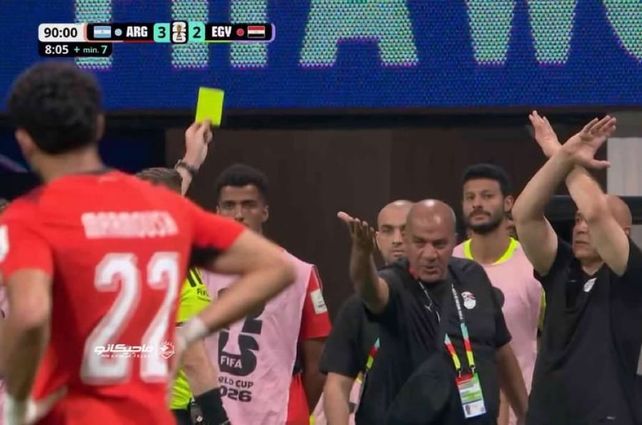 El DT de Egipto explotó en la conferencia: Este fue un partido amañado, la Fifa quiere que siga Messi