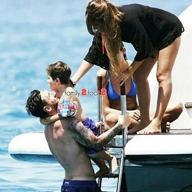 Las fotos robadas de Antonella Roccuzzo en bikini