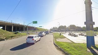 El hombre atropellado iba caminando cerca de la colectora Juan Pablo II.
