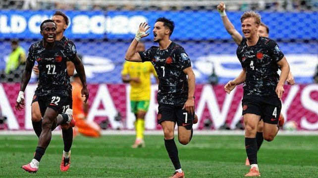 Canadá venció a Sudáfrica y está en octavos de final.