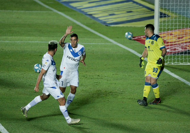 Vélez batió a Central y se quedó con la Fase Complementación