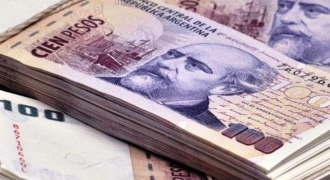 El informe advierte sobre el aumento del endeudamiento de los asalariados santafesinos durante 2020.