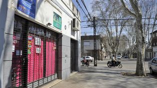 Dos comerciantes baleados tras un robo y persecución por barrio Echesortu