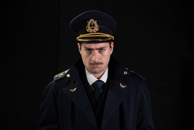 El cannabis llega al teatro para transformar la polémica en comedia