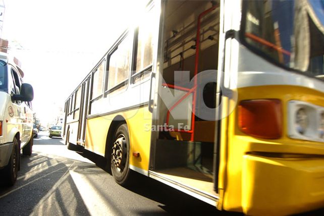 El transporte urbano e interurbano de pasajeros, en alerta