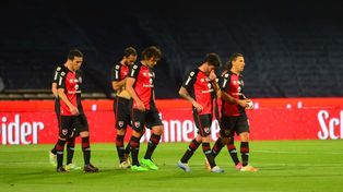 Gabrielli, Gentiletti, Fontanini, Pérez y Maxi encabezan la salida. Un duro traspié en el debut.