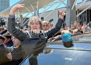 Milei llega a Rosario por el aniversario de la Bolsa de Comercio: Santa Fe llevará sus reclamos por rutas nacionales y retenciones