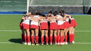 El seleccionado femenino perdió con Tucumán y jugará por el undécimo y duodécimo puesto.