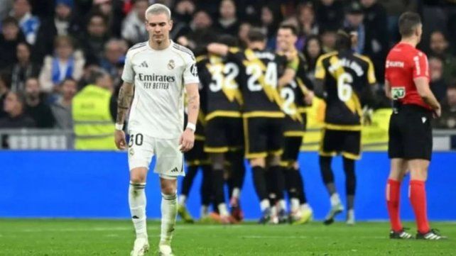 Franco Mastantuono fue titular pero no tuvo un buen partido.
