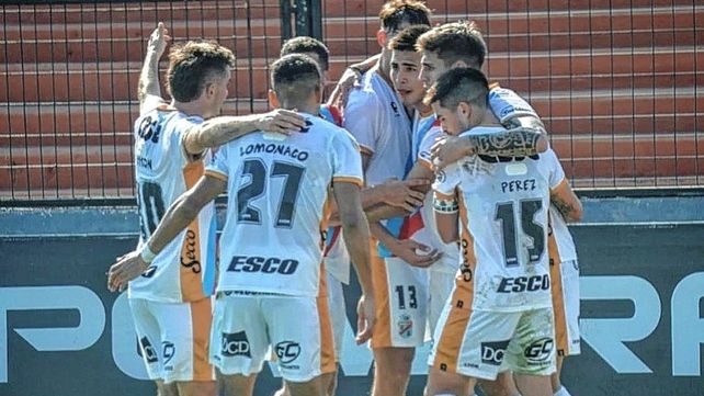 Arsenal superó a Patronato en un duelo clave por el descenso