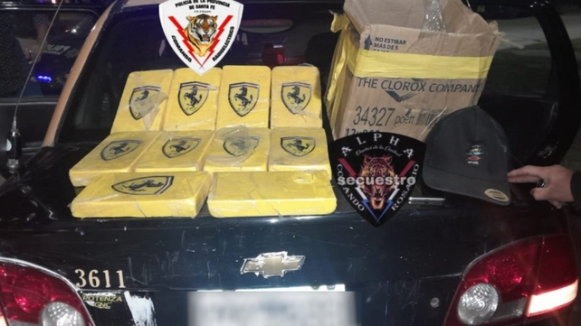 Trasladaban la cocaína en una caja con la que subieron al taxi