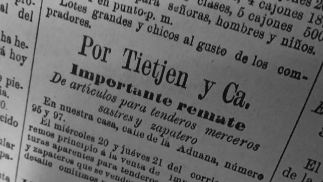 Publicidad de Tietjen y Cía, empresa comercial y de remates en las páginas de avisos publicitarios destacados de La Capital.