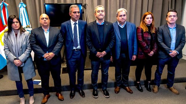 Javkin pidió herramientas para combatir la violencia: No me voy a quedar contemplando