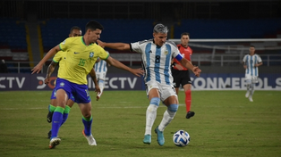 Argentina cayó 3 a 1 con Brasil y ahora debe ganar todo lo que le queda para clasificar.