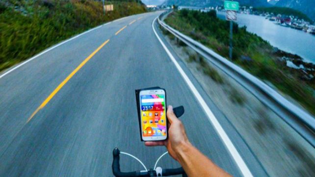 Un curioso detalle volvió viral la foto de este ciclista