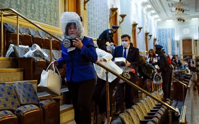 La toma del Capitolio de los EE. UU. en imágenes