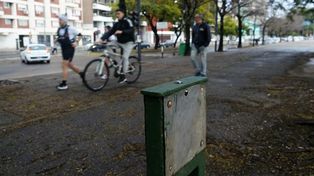 Los reiterados desperfectos y vandalizaciones de los bebederos llevaron a varios grupos de running a pedir respuestas al Concejo