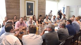 El Concejo analiza el proyecto para remodelar la Plaza del Soldado