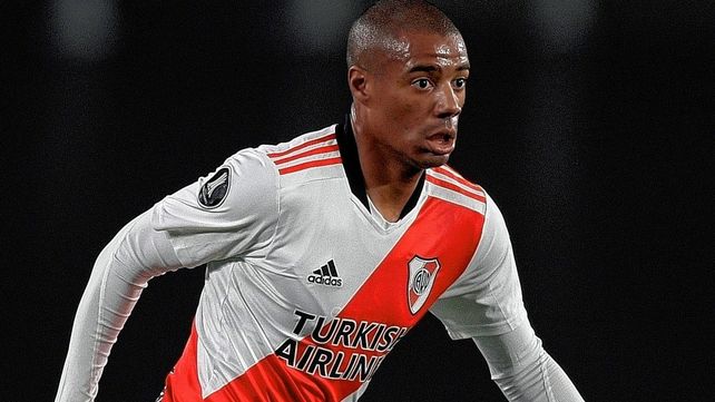 Nuevo cupo para incorporar extranjeros en River