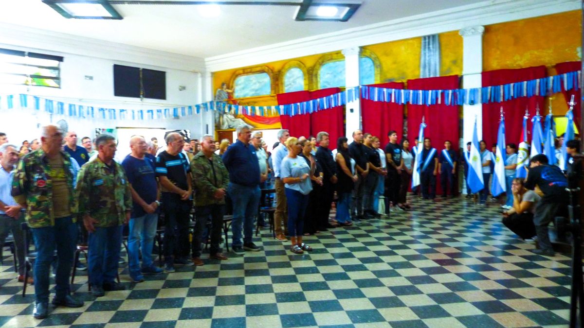 El mal clima obligó a cambiar de lugar el acto de Malvinas en Villa Gobernador Gálvez