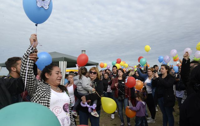 Los globos del dolor. Las ONGs Era en Abril y Trombofilia y Embarazo realizaron una jornada de concientización.