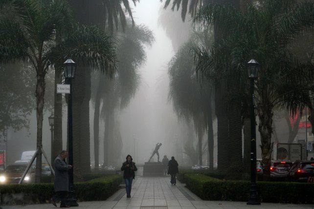 El tiempo en Rosario: jueves otra vez con neblina y un poco menos de nubes