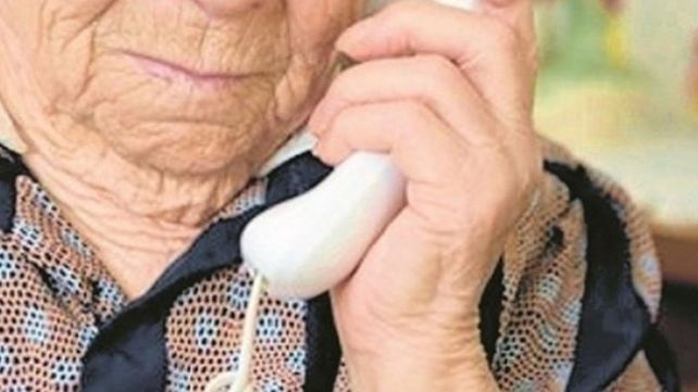 La Paz: engañan a ancianos y roban ahorros de toda su vida