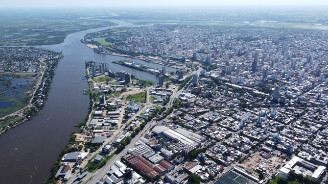 Proyectan un transporte fluvial metropolitano que funcione con la Sube: el plan que Poletti presentará en Francia Proyectan un transporte fluvial metropolitano que funcione con la Sube: el plan que Poletti presentará en Francia