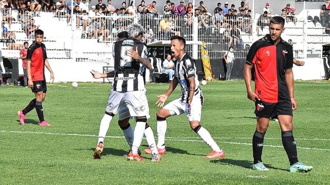 Central Córdoba de Santiago del Estero le cortó el invicto a la Reserva de Colón.