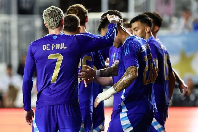 Martínez tras la goleada de la Selección: Feliz por el debut de varios chicos Martínez tras la goleada de la Selección: Feliz por el debut de varios chicos