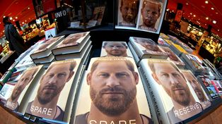 Copias del libro el día de su salida a la venta, la semana pasada, en una librería de Berlín, capital alemana.
