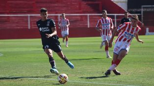 Unión se levantó con una buena goleada en Reserva