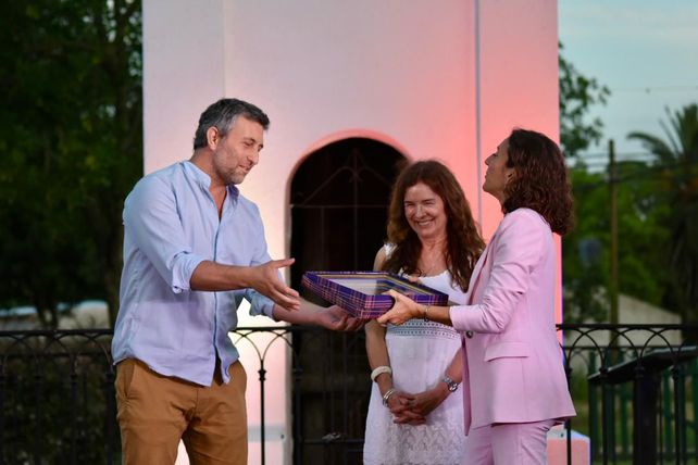 General López ya tiene su bandera oficial elegida en el concurso ciudadano Colores del Sur