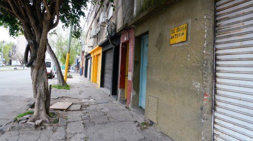 La víctima de un femicidio en barrio Tablada le había pedido plata prestada a un preso