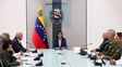 Delcy Rodríguez encabeza una reunión con altos mandos militares y políticos tras la captura de Maduro.