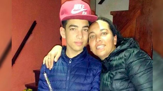 Encontró un bolso con $100.000, lo devolvió y no pidió recompensa