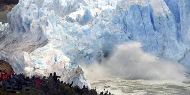 Comenz&oacute; a romperse el Glaciar Perito Moreno, esta vez en invierno