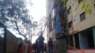 Por un escape de gas evacuaron dos torres de barrio El Pozo