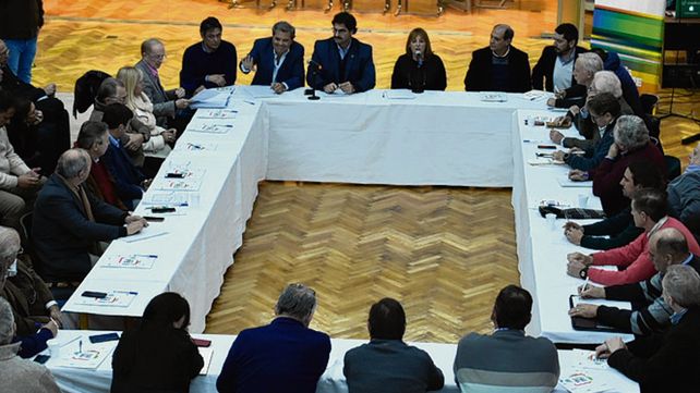 debate. El encuentro se realizó en la Casa de Santa Fe